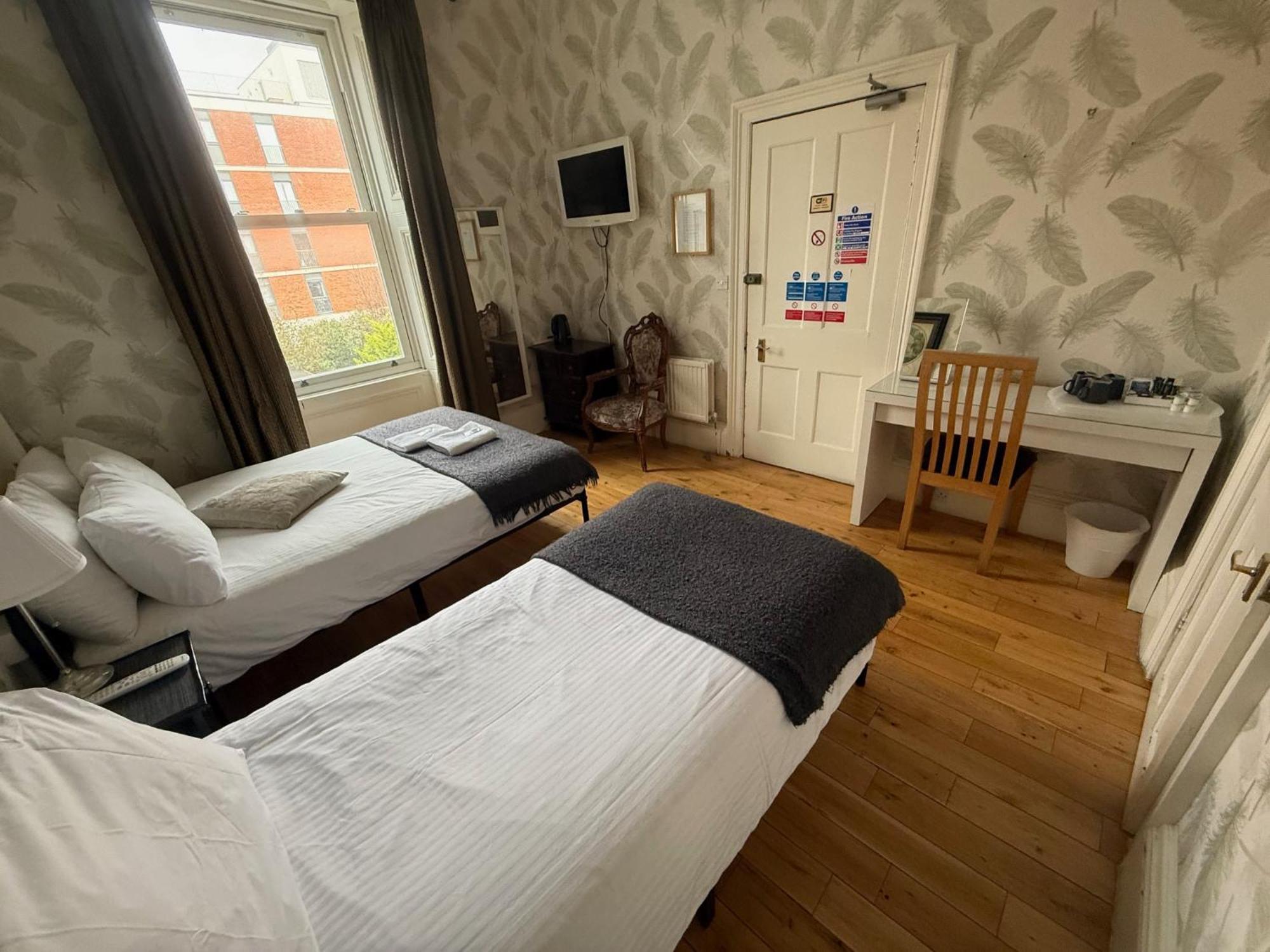 Balmore Guest House — Photos 2